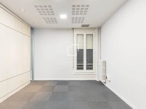 6 Bedrooms Apartment in Pau Casals