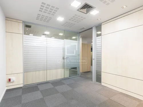 6 Bedrooms Apartment in Pau Casals