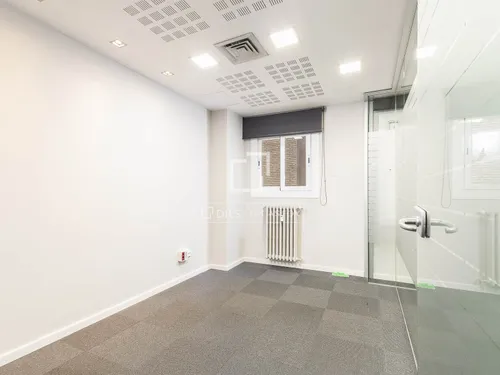 6 Bedrooms Apartment in Pau Casals