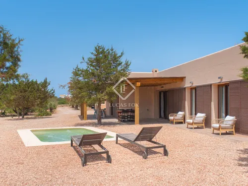 5 Bedrooms House / Villa in Carretera la Savina