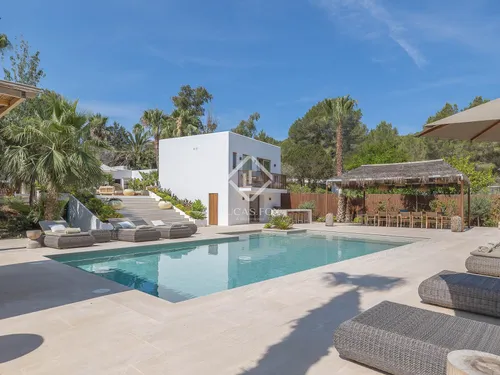 7 Bedrooms House / Villa in Avenida cala tarida