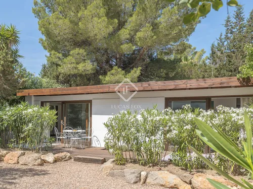 7 Bedrooms House / Villa in Avenida cala tarida