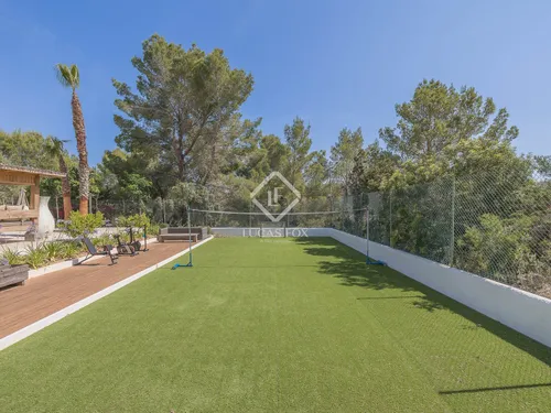 7 Bedrooms House / Villa in Avenida cala tarida