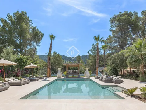 7 Bedrooms House / Villa in Avenida cala tarida