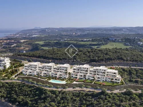 3 Bedrooms Apartment in Urbanizacion Finca Cortesin