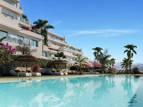 3 Bedrooms Apartment in Urbanizacion Finca Cortesin