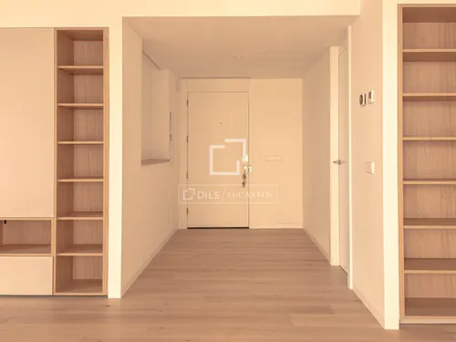 4 Bedrooms Apartment in Carrer deTomàs Vila