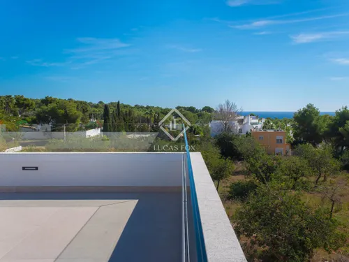 4 Bedrooms House / Villa in Calle 8 Cala Llenya