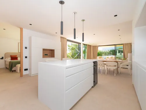 4 Bedrooms House / Villa in Calle 8 Cala Llenya