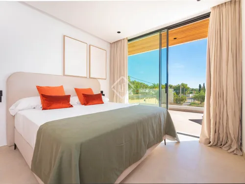 4 Bedrooms House / Villa in Calle 8 Cala Llenya