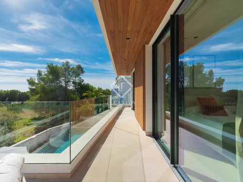 4 Bedrooms House / Villa in Calle 8 Cala Llenya