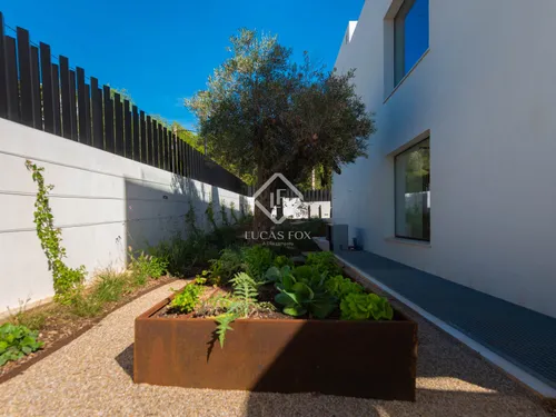 4 Bedrooms House / Villa in Calle 8 Cala Llenya