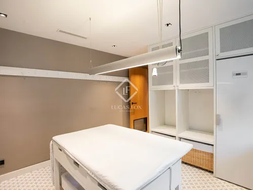 5 Bedrooms Apartment in Johan Sebastian Bach