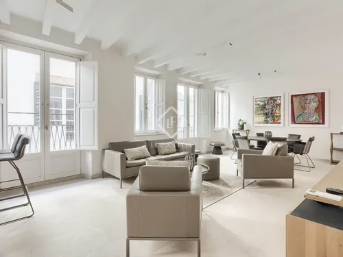 Excellent 2 Bedroom apartment with 12m² terrace for sale in Palma de Mallorca