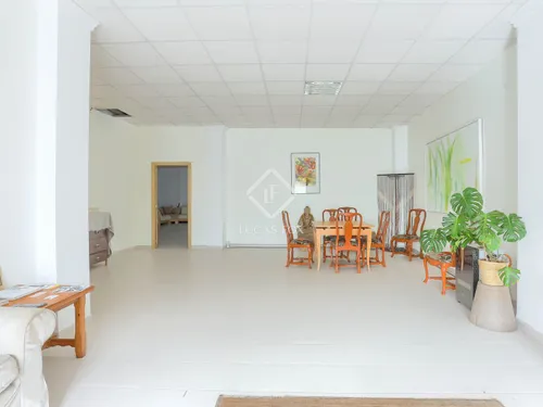  Building in Col.legi