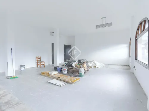  Building in Col.legi