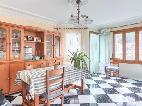  Building in Col.legi