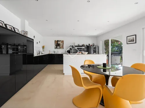 4 Bedrooms House / Villa in Calle esmeralda