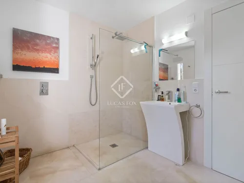 4 Bedrooms House / Villa in Calle esmeralda