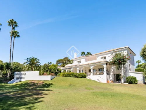 4 Bedrooms House / Villa in Calle esmeralda