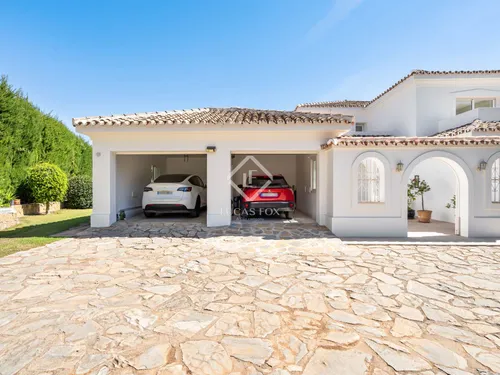 4 Bedrooms House / Villa in Calle esmeralda