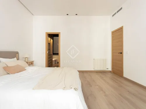 3 Bedrooms Apartment in Av Josep Tarradellas