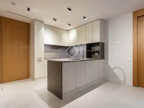 4 Bedrooms Apartment in Santaló
