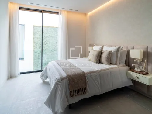 6 Bedrooms House / Villa in Carretera de Benahavis