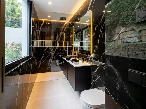 6 Bedrooms House / Villa in Carretera de Benahavis