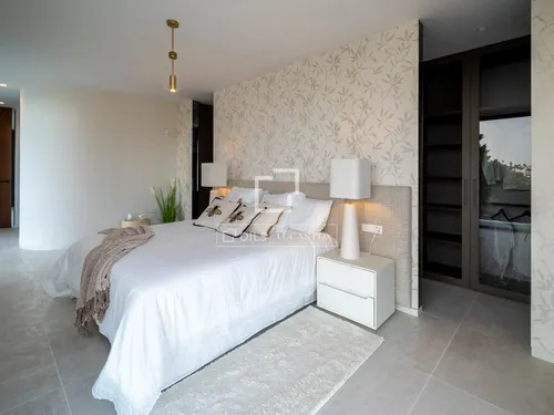 6 Bedrooms House / Villa in Carretera de Benahavis