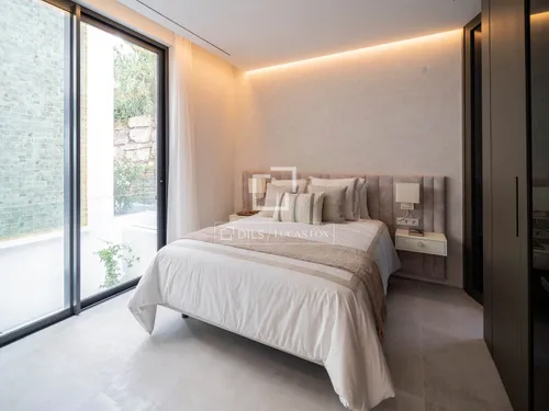 6 Bedrooms House / Villa in Carretera de Benahavis