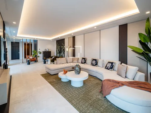 6 Bedrooms House / Villa in Carretera de Benahavis