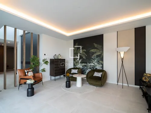 6 Bedrooms House / Villa in Carretera de Benahavis