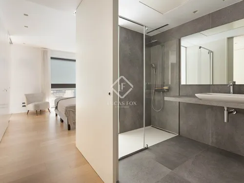 3 Bedrooms Apartment in Rossello