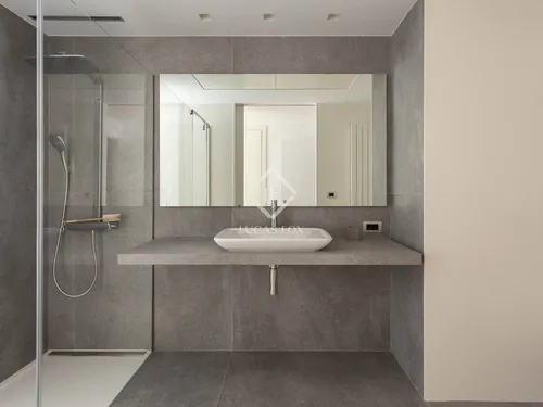 3 Bedrooms Apartment in Rossello