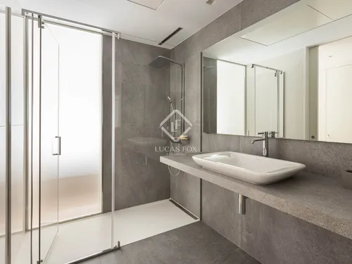 3 Bedrooms Apartment in Rossello
