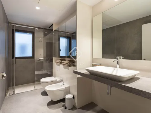 3 Bedrooms Apartment in Rossello