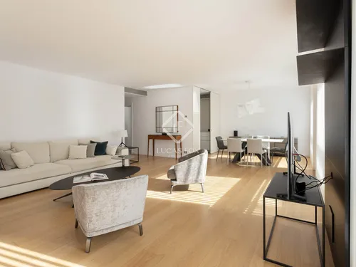 3 Bedrooms Apartment in Rossello