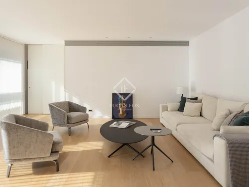 3 Bedrooms Apartment in Rossello