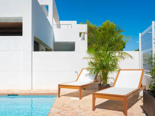 Excellent 3 Bedroom house / villa with 218m² garden for sale in San José