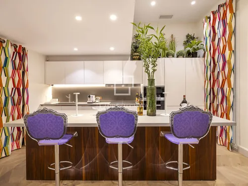 6 Bedrooms Apartment in Passeig de Gracia