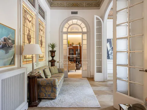 6 Bedrooms Apartment in Passeig de Gracia