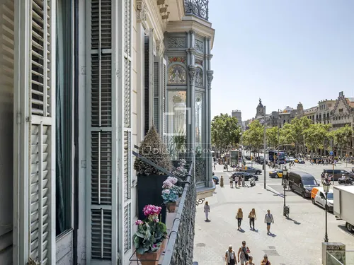 6 Bedrooms Apartment in Passeig de Gracia