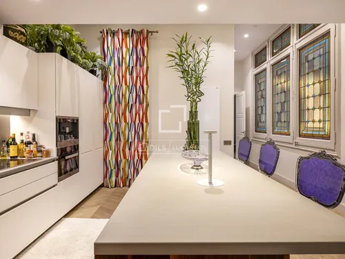 6 Bedrooms Apartment in Passeig de Gracia