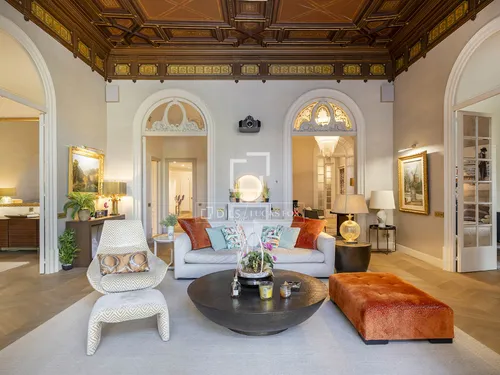6 Bedrooms Apartment in Passeig de Gracia