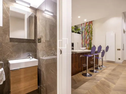 6 Bedrooms Apartment in Passeig de Gracia