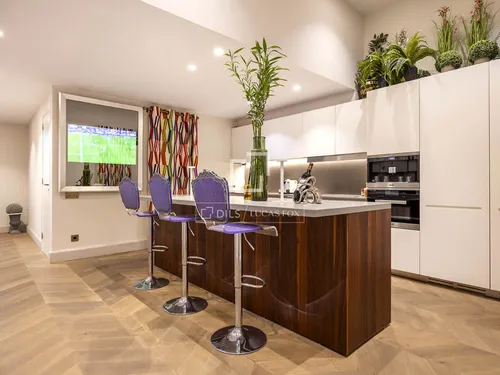 6 Bedrooms Apartment in Passeig de Gracia