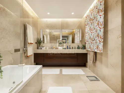 6 Bedrooms Apartment in Passeig de Gracia