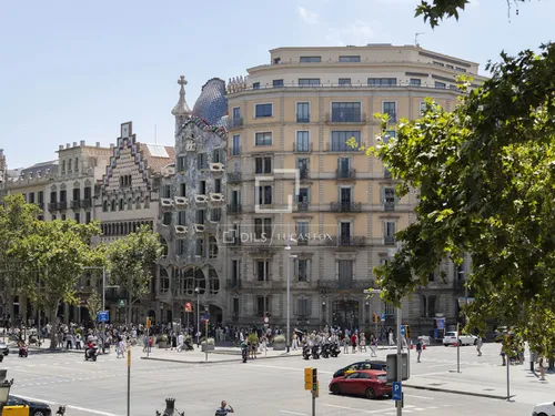 6 Bedrooms Apartment in Passeig de Gracia