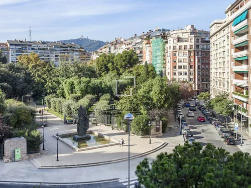 5 Bedrooms Apartment in Pau Casals